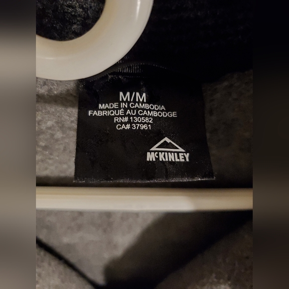 McKinley Paulina Ling Knit Jacket, Black, Size Medium - Warm Winter Jacket - Picture 3 of 3